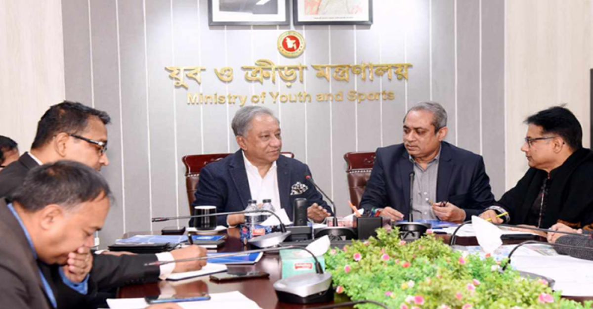 দেশের ফুটবলে সহযোগিতার আশ্বাস দিলেন ক্রীড়ামন্ত্রী