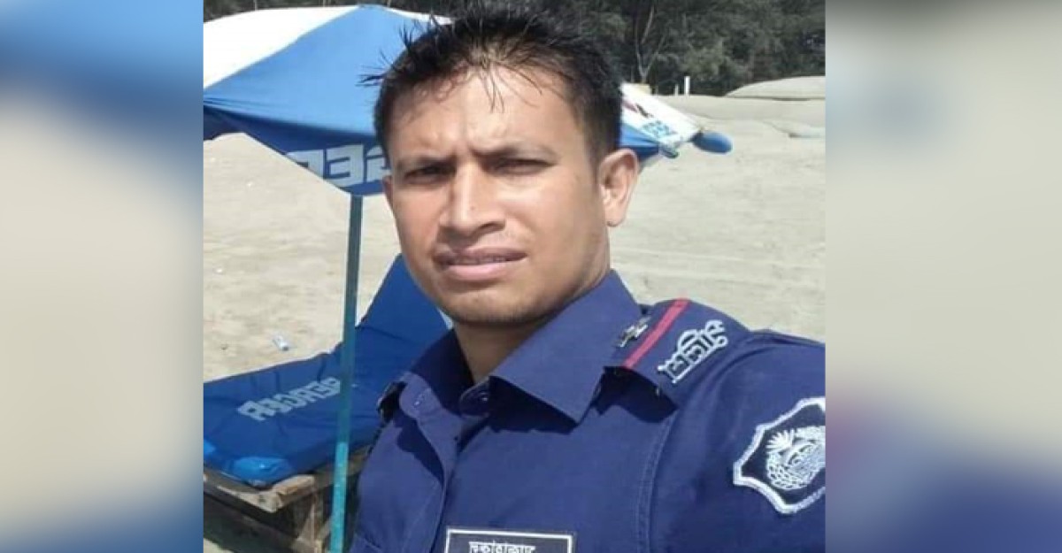 সাংবাদিককে মারধর করে মোবাইল ছিনিয়ে নিল ট্রাফিক সার্জেন্ট