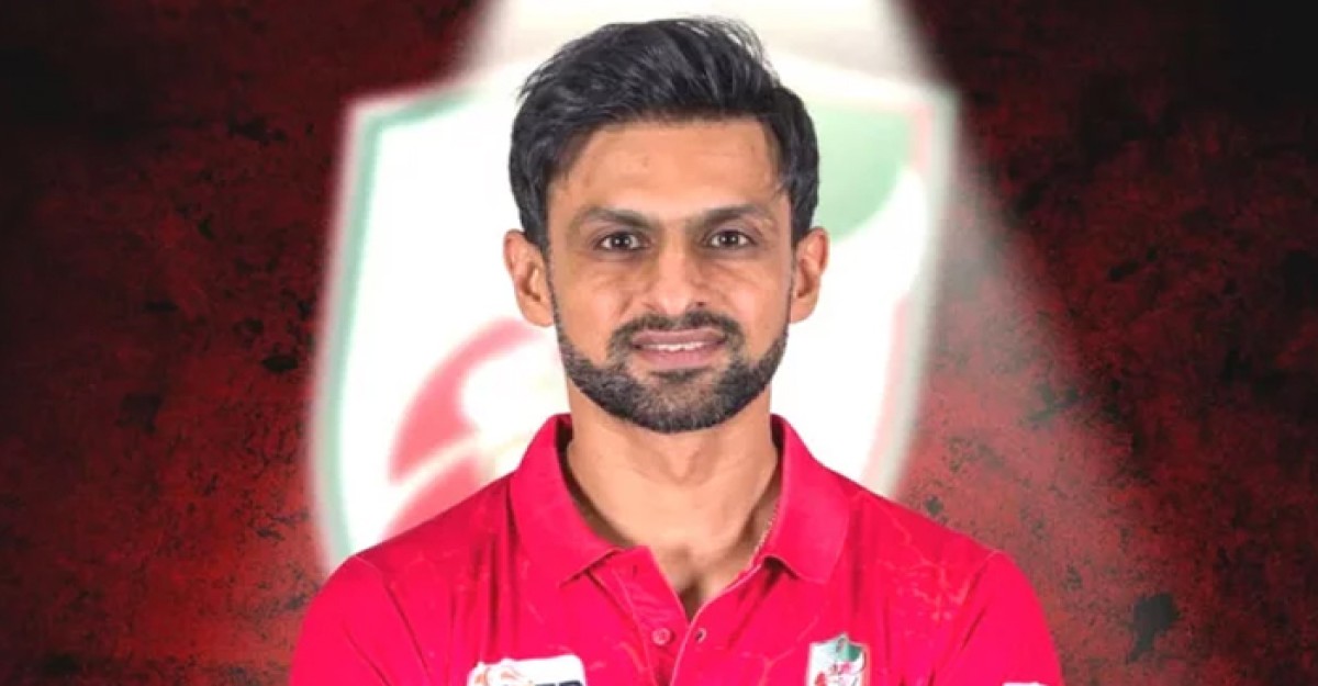 ফিক্সিং গুজব উড়িয়ে বরিশালে ফিরছেন শোয়েব মালিক