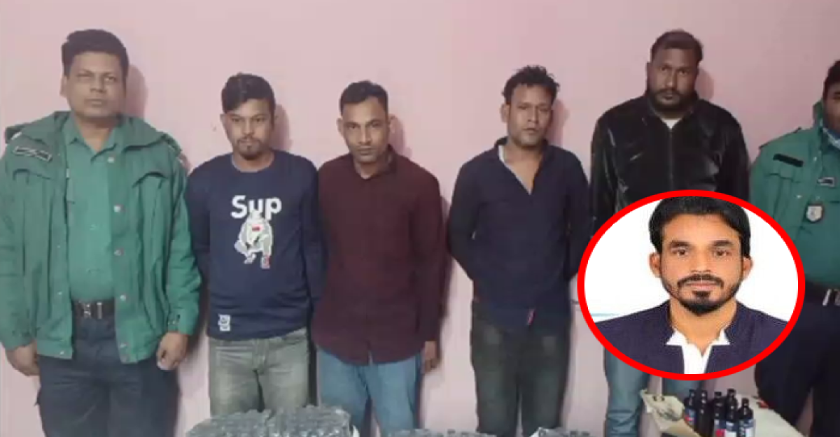 কাউন্সিলর শাহিন মোল্লার গোডাউন থেকে ৯৫২ বোতল ফেনসিডিল উদ্ধার