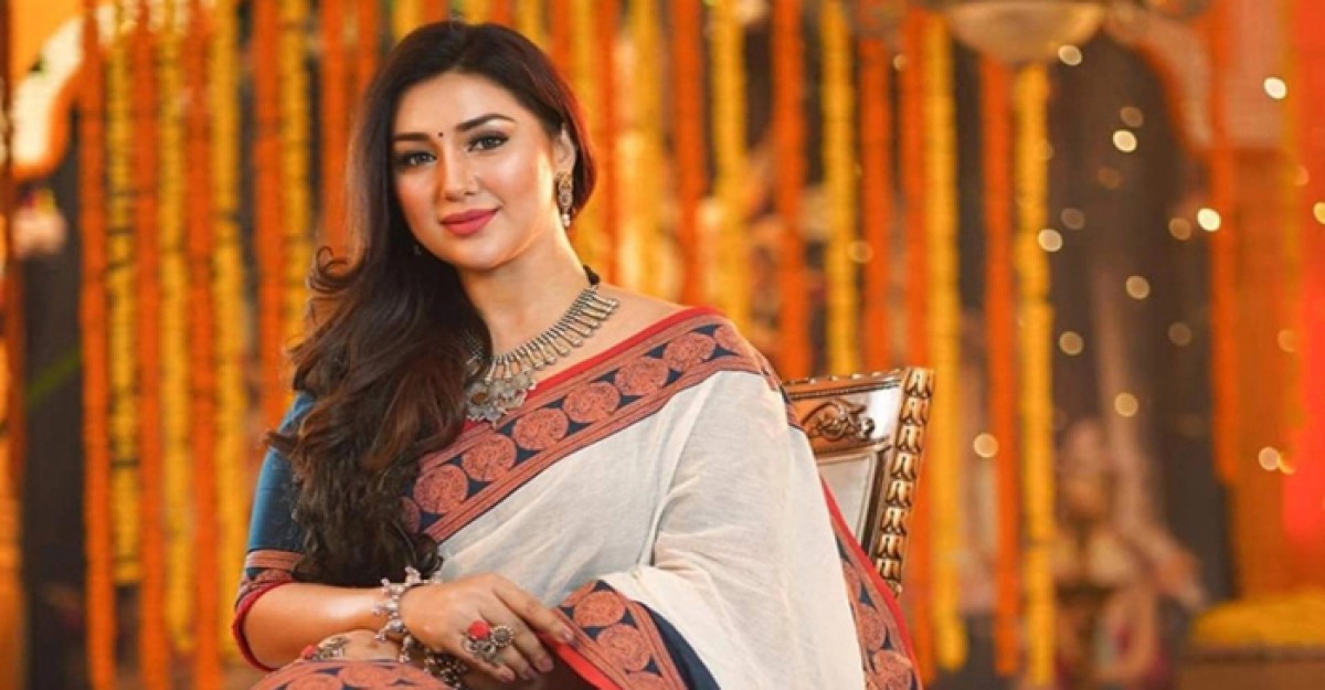 সংরক্ষিত আসনে মনোনয়ন ফরম সংগ্রহ করবেন অপু বিশ্বাস