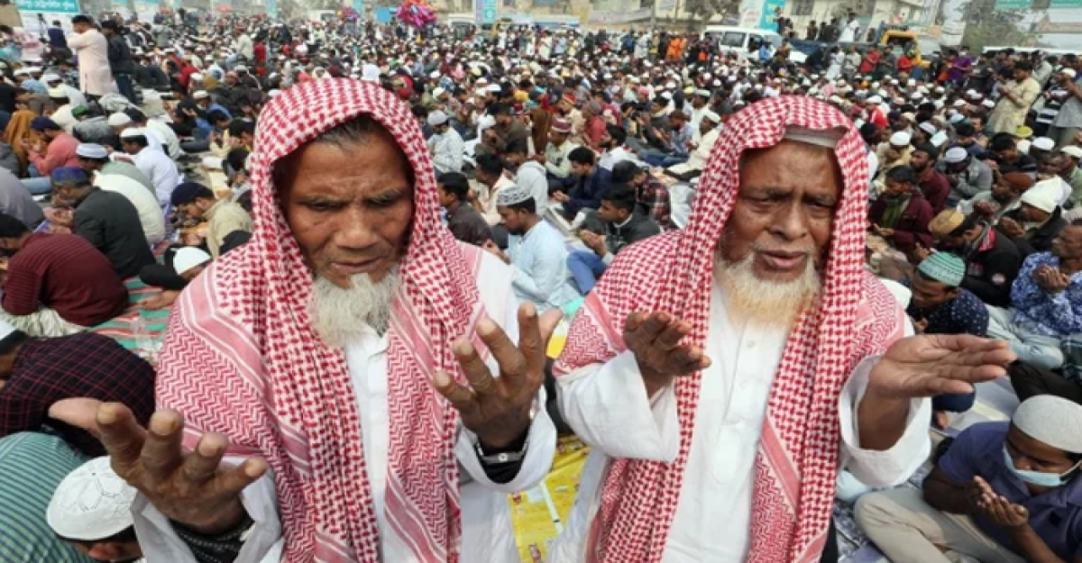 আখেরি মোনাজাতের মধ্যে দিয়ে শেষ হলো ইজতেমার দ্বিতীয় পর্ব