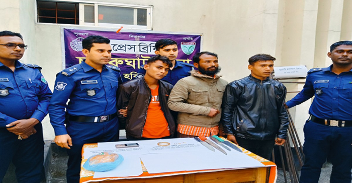 চুনারুঘাটে ইউপি চেয়ারম্যানের বাড়িতে ডাকাতির ঘটনায় ডাকাত আটক