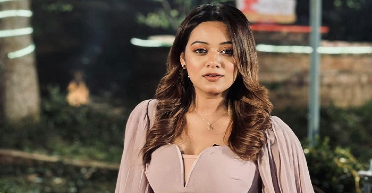 ডিবি কার্যালয়ে যাচ্ছেন দিঘী