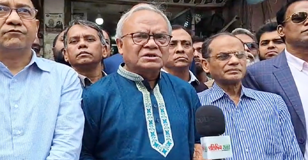 সবাই মিলে ঐক্যবদ্ধ হয়ে এ সরকারের পতন ঘটানো হবে: রিজভী