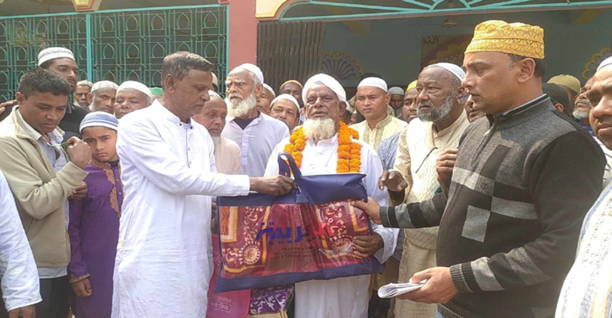 ৫৫ বছর ইমামতি শেষে ইমামের রাজকীয় বিদায়