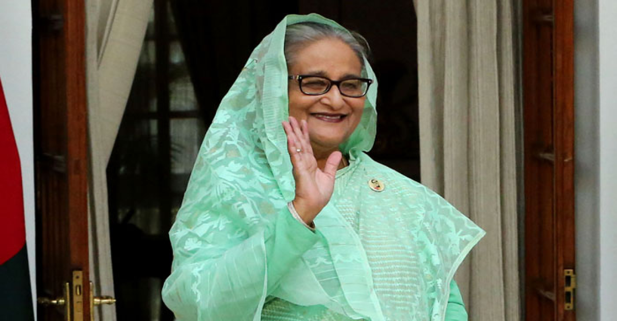 দেশে ফিরেছেন প্রধানমন্ত্রী