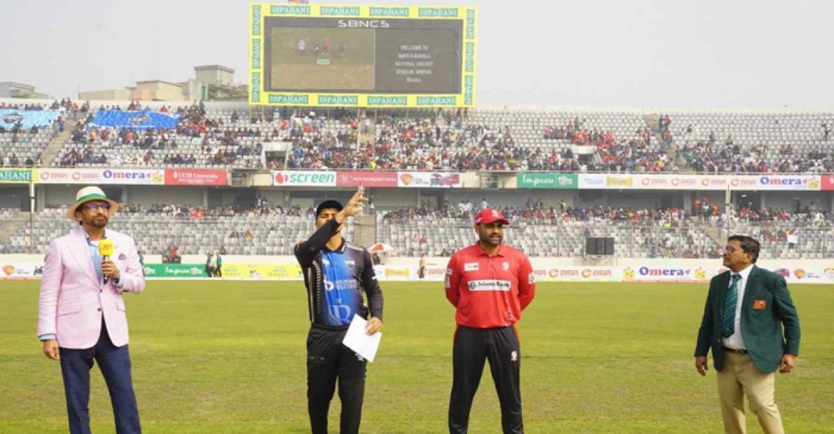 টস জিতে ফিল্ডিংয়ে তামিম-মুশফিকরা