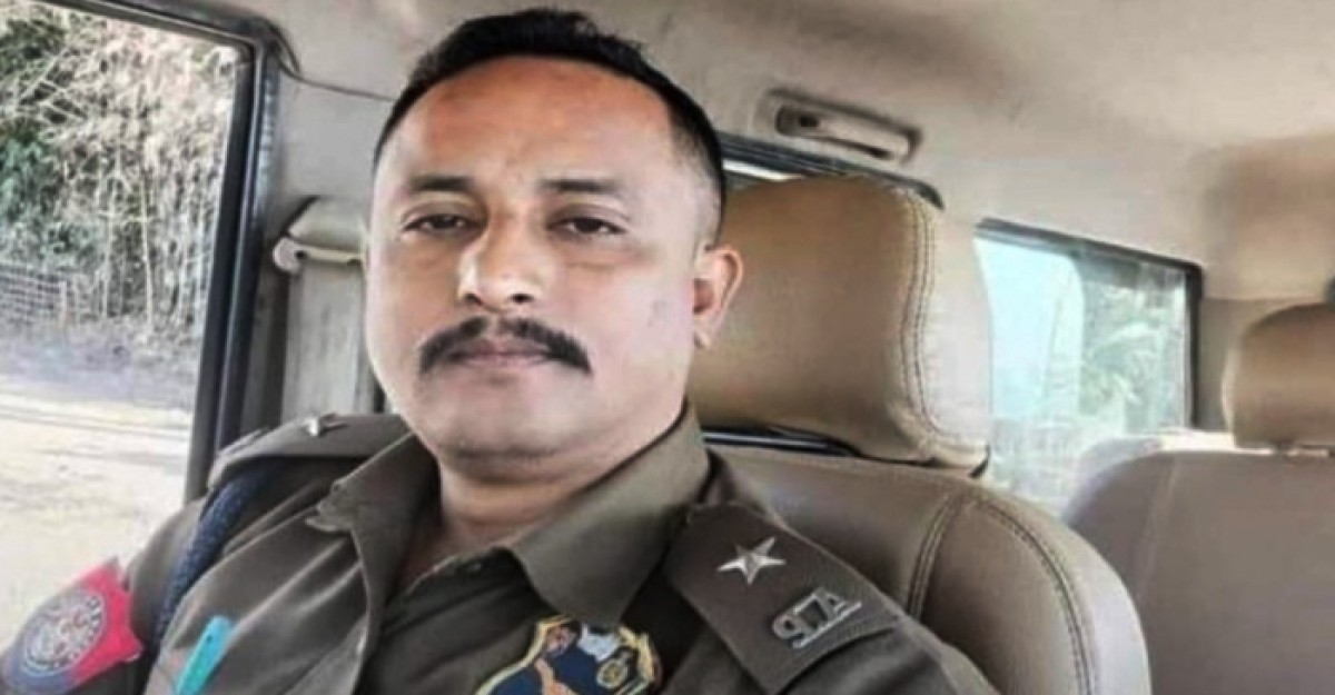 আসামে সার্ভিস পিস্তল দিয়ে গুলি করে ওসির আত্মহত্যা!