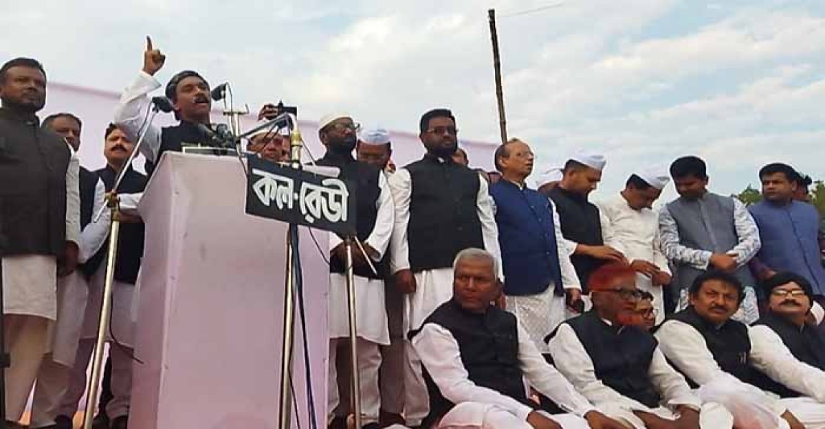 শালিখা যেন ৭ই মার্চের ঐতিহাসিক রেসকোর্স ময়দান