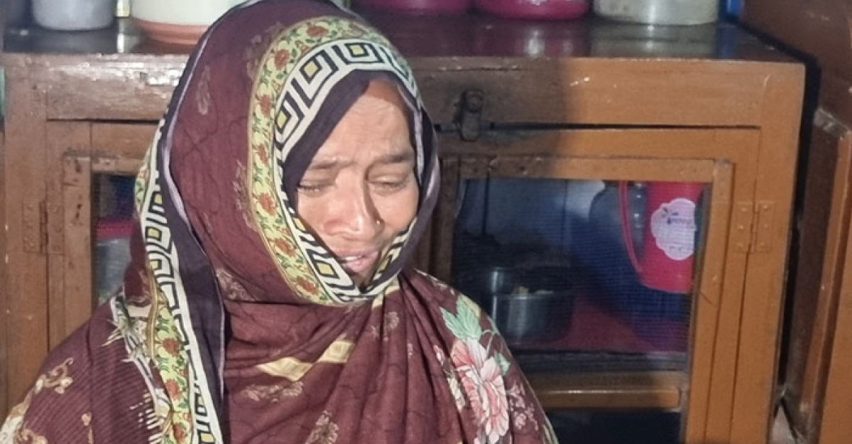জলদস্যুর হাতে জিম্মি নোয়াখালীতে রাজুর বাড়িতে চলছে আহাজারি