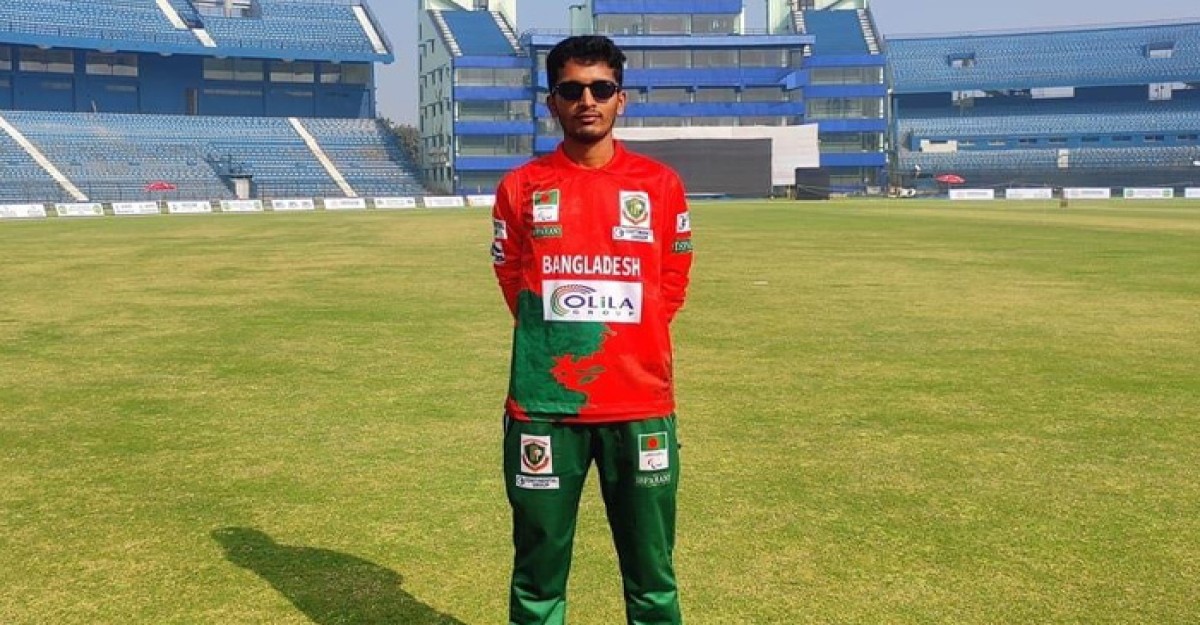 ব্যাট হাতে আলো ছড়াচ্ছে দৃষ্টিহীন ক্রিকেটার ফয়সাল