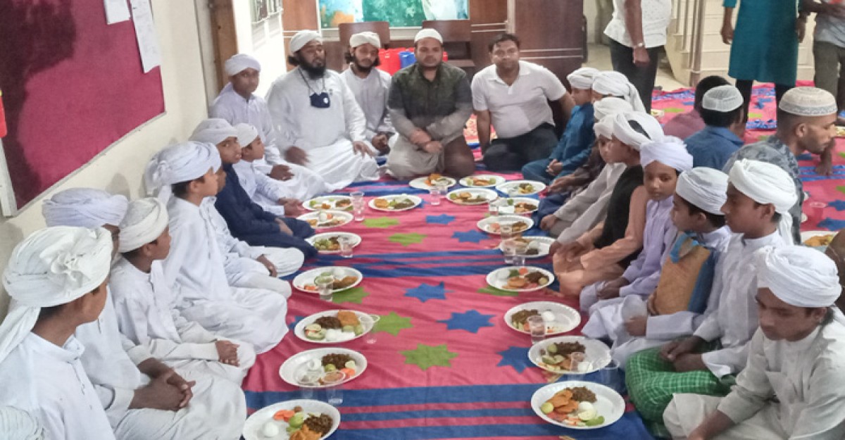 পঞ্চগড় সড়ক বিভাগে বঙ্গবন্ধুর জন্মবার্ষিকী উদযাপন