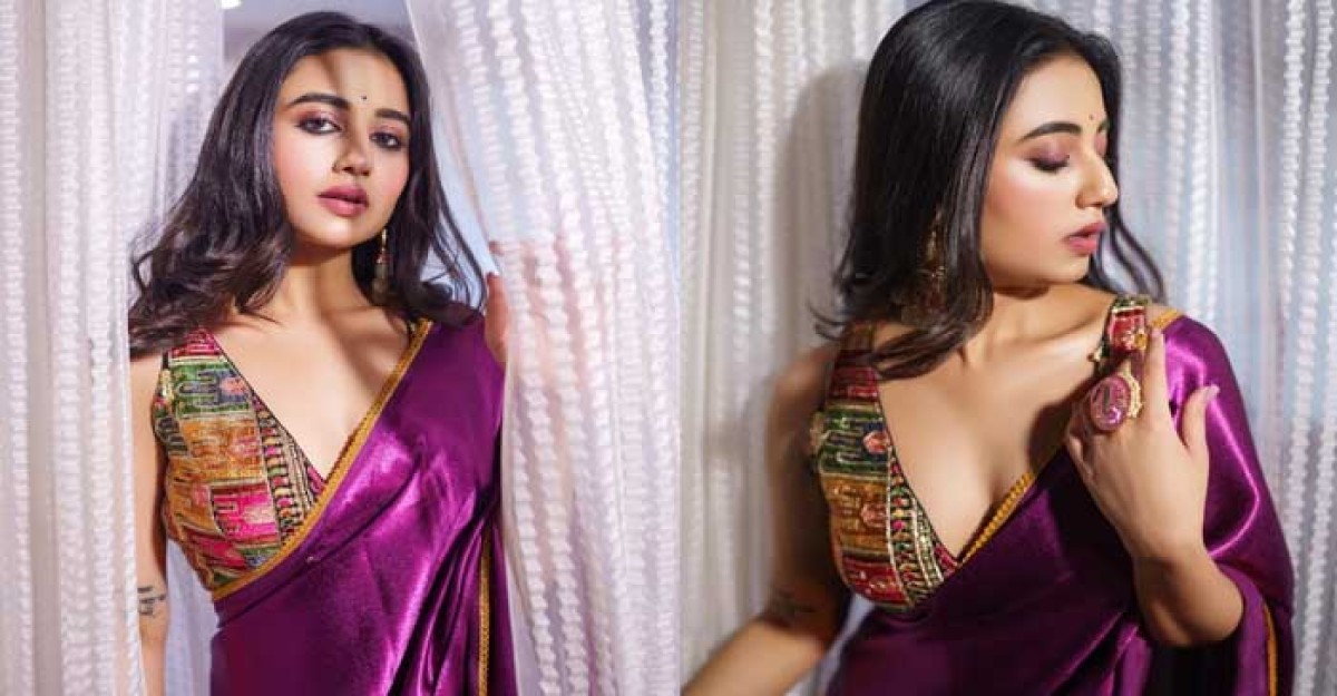 আমি তো সবাইকে রং লাগাতে দিই না: স্বস্তিকা
