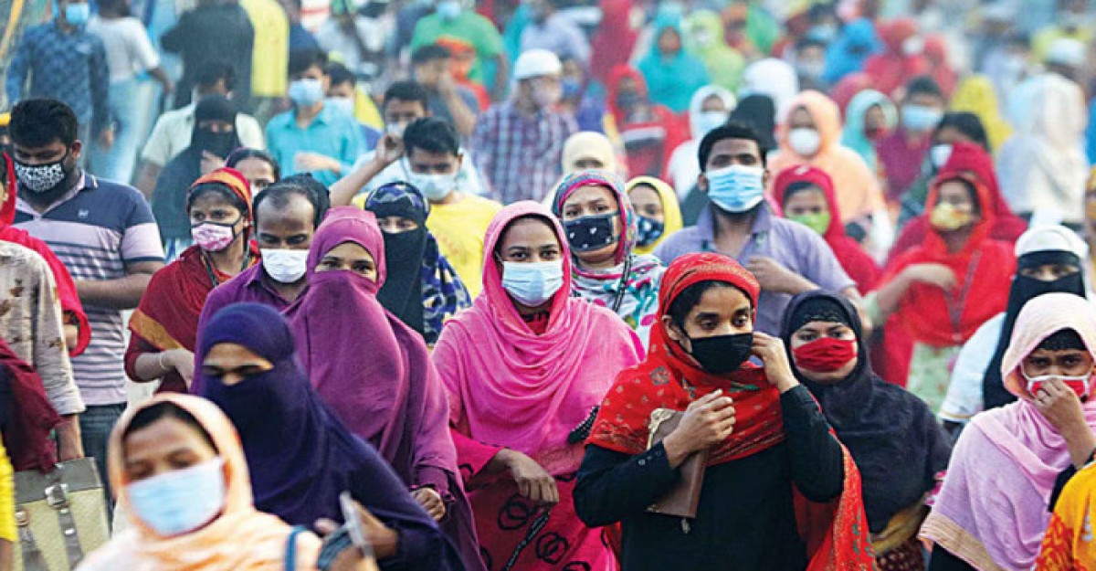 দেশে পুরুষের তুলনায় নারীর সংখ্যা বেশি
