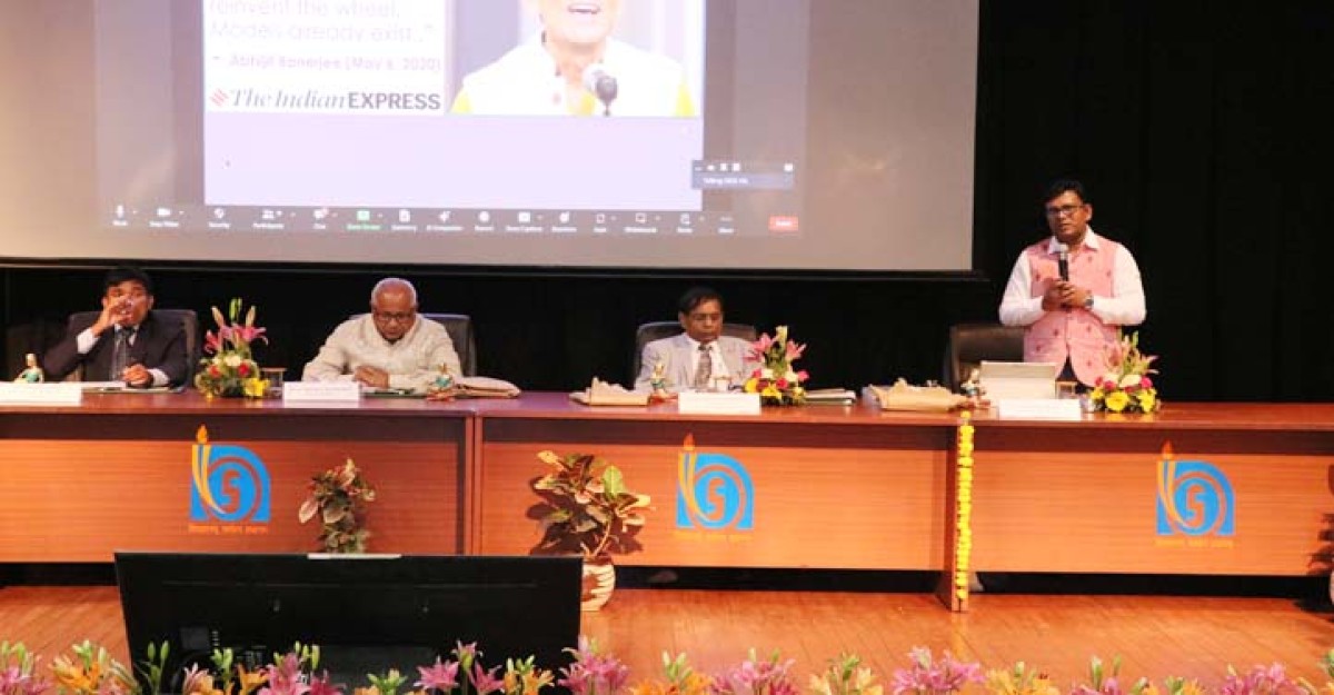প্রথাগত উন্মুক্ত শিক্ষা থেকে সক্ষমতা ভিত্তিক স্মার্ট উন্মুক্ত শিক্ষায় রূপান্তর জরুরি