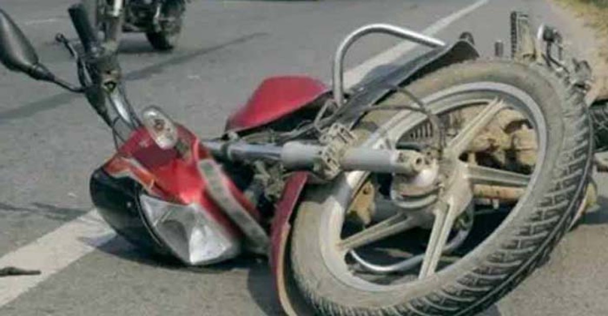ধামরাইয়ে বাসের চাকায় পিষ্ট হয়ে মোটরসাইকেল আরোহীর মৃত্যু