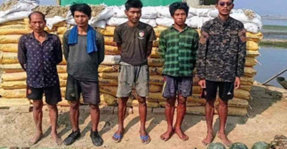 মিয়ানমারের সেনা ও বিজিপির আরও ১২ সদস্য পালিয়ে এলো বাংলাদেশে