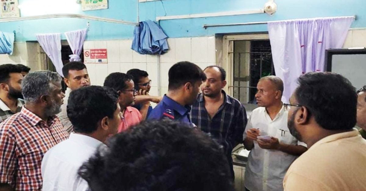 ডাক্তার দেখাতে গিয়ে বাসচাপায় এক পরিবারের ৪ জনের মৃত্যু