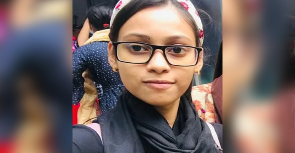 ফেরিঘাটে টেম্পু চাপায় প্রাণ গেল কলেজ শিক্ষার্থীর