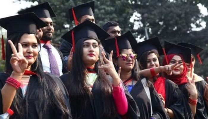 সন্তানদের জন্য আলাদা বিশ্ববিদ্যালয় চান আমলারা