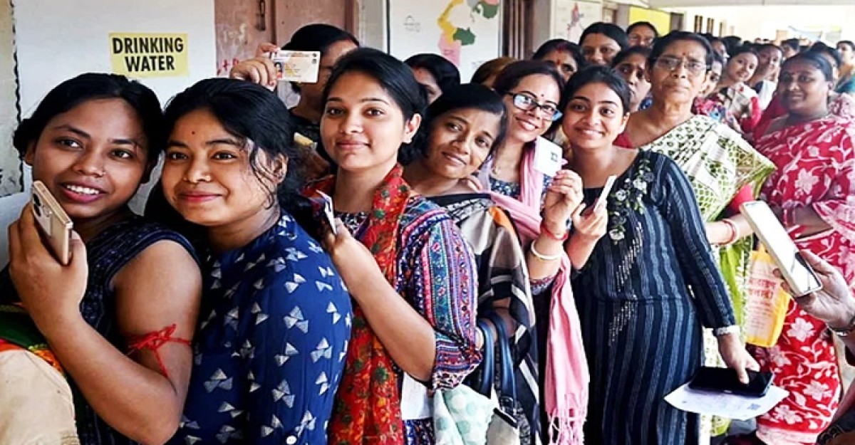 ভারতে তৃতীয় দফায় লোকসভার ভোটগ্রহণ চলছে