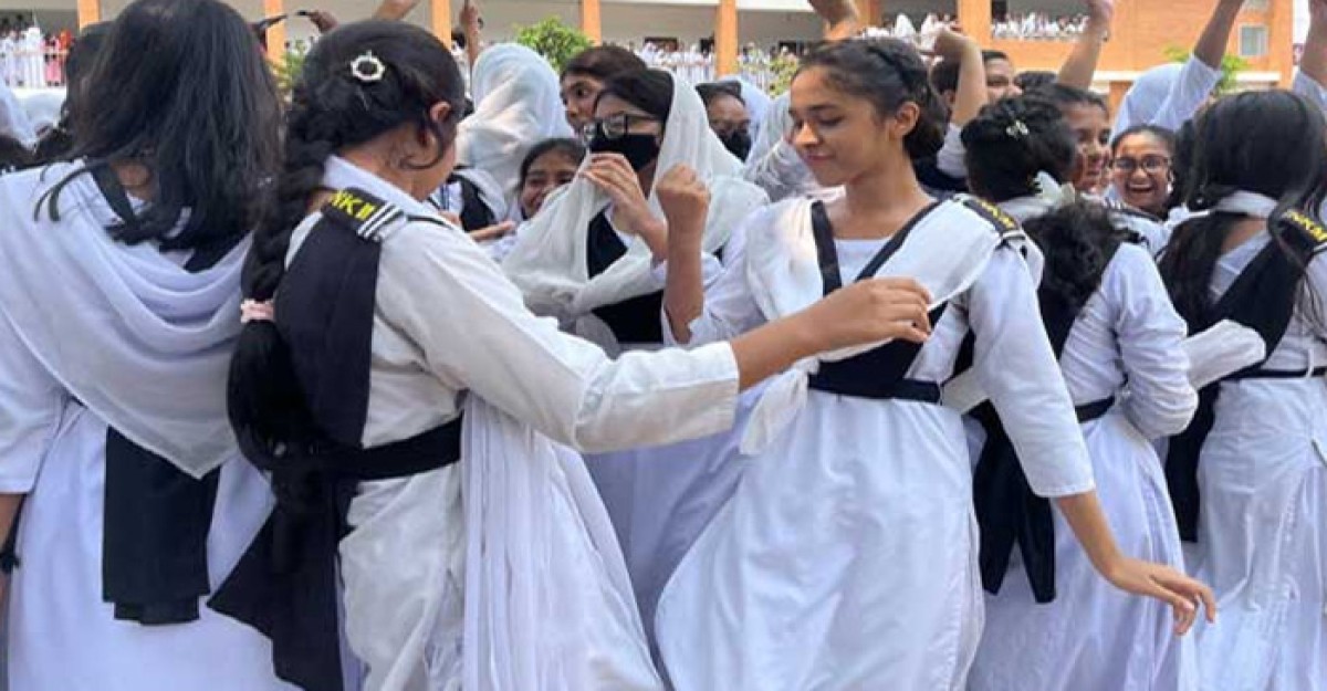 দেশসেরা নরসিংদীর নাসিমা কাদির মোল্লা স্কুল