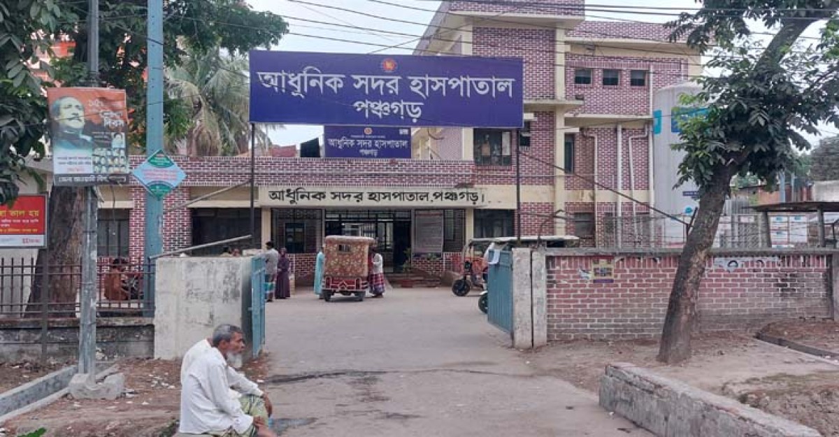 হাসপাতালের সামনে মানসিক ভারসাম্যহীন নারীকে ধর্ষণ, গ্রেফতার১