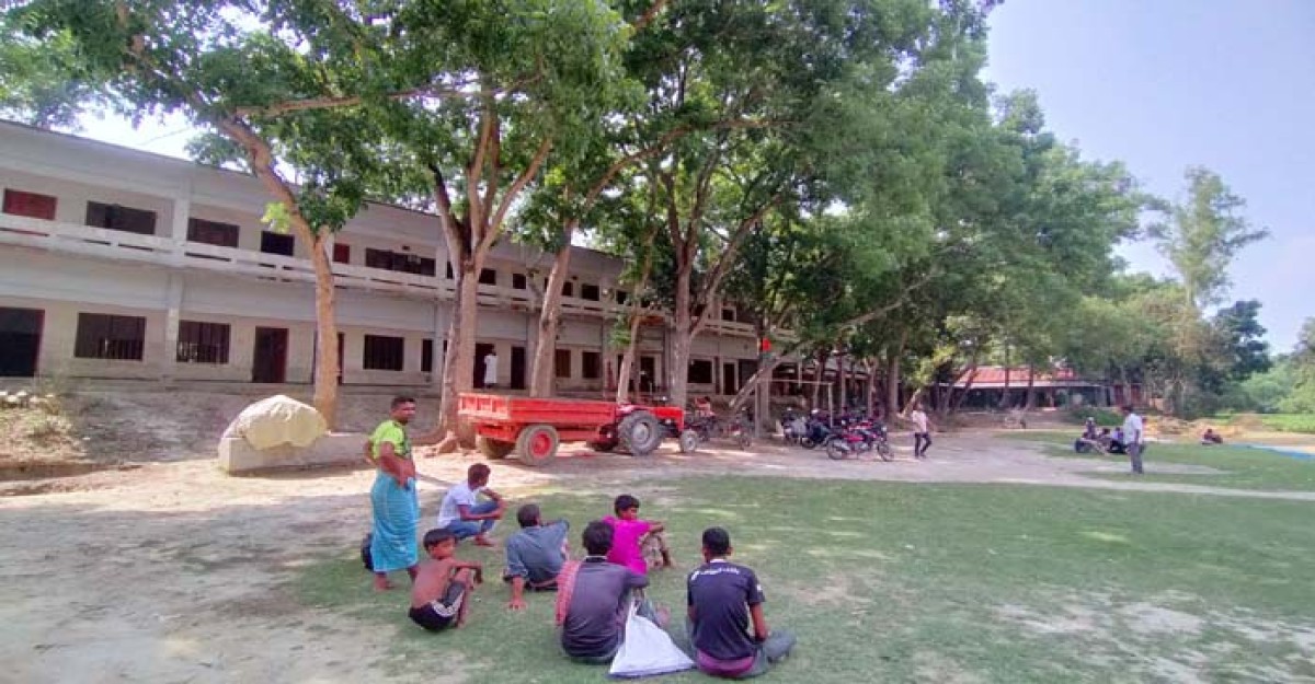 টাঙ্গাইলে সরিষাজানী আলিম মাদ্রাসার কেউ পাস করেনি