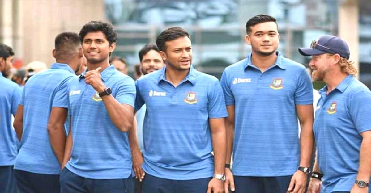 বিশ্বকাপের উদ্দেশে দেশ ছাড়ল বাংলাদেশ দল