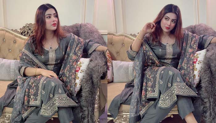 ‘গিভ অ্যান্ড টেক’ শর্ত দিয়ে যা বললেন মিষ্টি জান্নাত