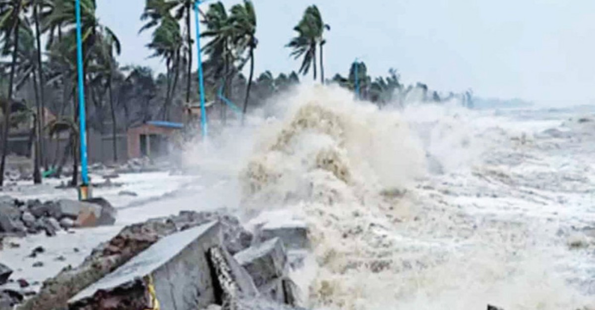 ঘূর্ণিঝড় রেমালে সারাদেশে নিহত ৭