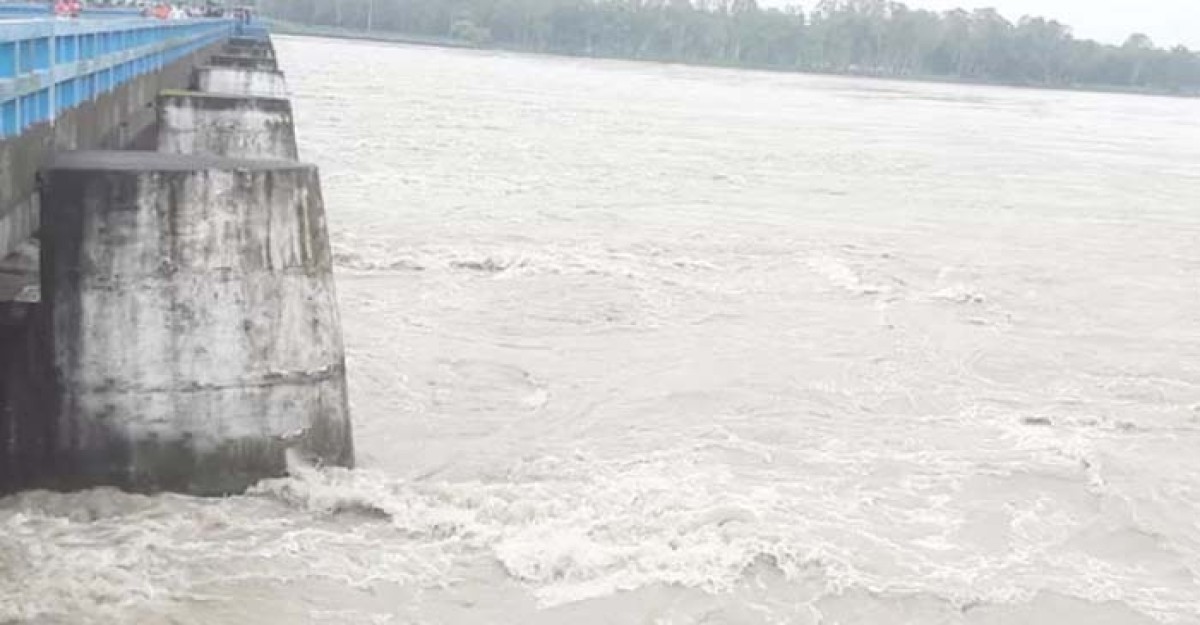বৃদ্ধি পেয়েছে তিস্তার পানি, খুলে দেওয়া হয়েছে ৪৪ গেট