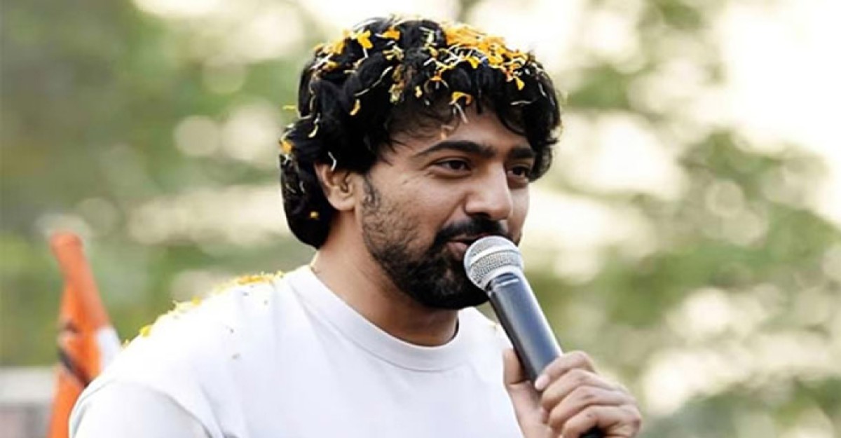 দেবের হ্যাটট্রিক