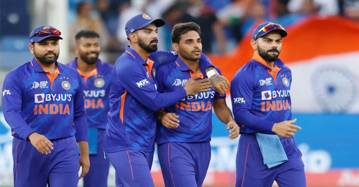 টসে জিতে ফিল্ডিংয়ের সিদ্ধান্ত ভারতের