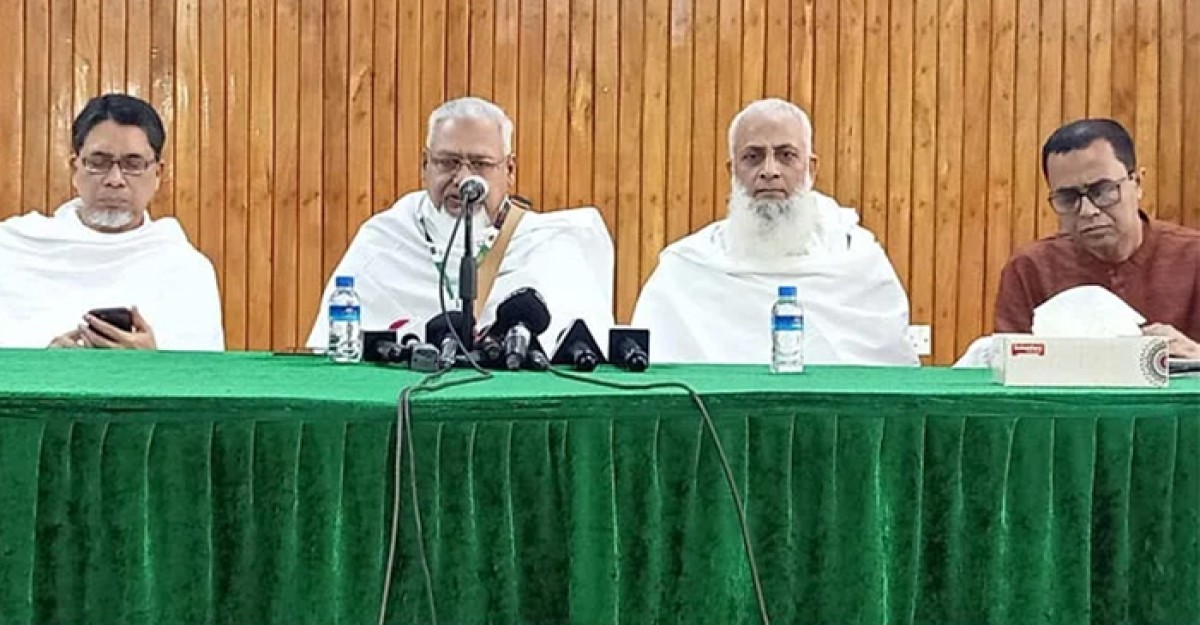 হজযাত্রীদের ভোগান্তিতে ফেলা এজেন্সির বিরুদ্ধে ব্যবস্থা নেওয়া হবে: ধর্মমন্ত্রী