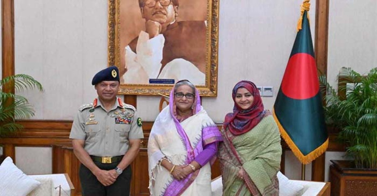 প্রধানমন্ত্রীর সঙ্গে বিদায়ী সেনাপ্রধানের সাক্ষাৎ