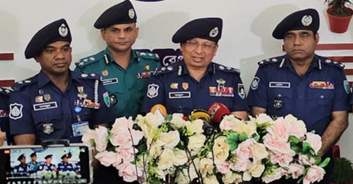 বিদেশ যাত্রার নিষেধাজ্ঞার নির্দেশনা পেলে ব্যবস্থা: পুলিশ প্রধান