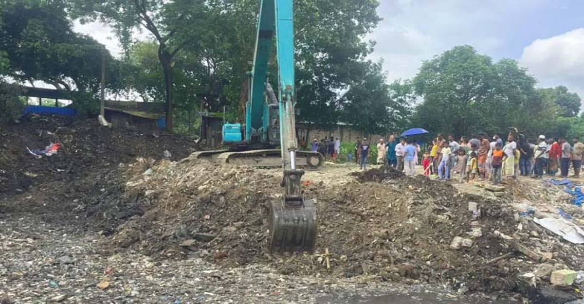 সাদিক এগ্রোর দখল থেকে উদ্ধার করা অংশে খাল খনন ডিএনসিসির