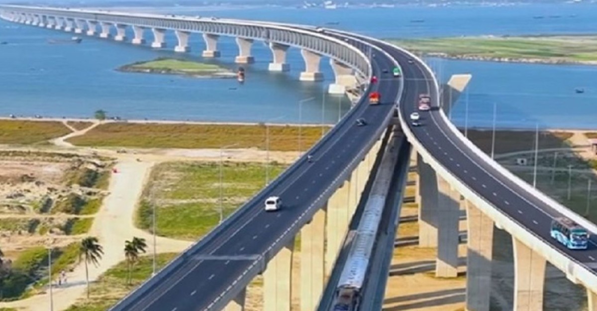 পদ্মা সেতুর নদীশাসন ব্যয় আরেক দফা বাড়লো