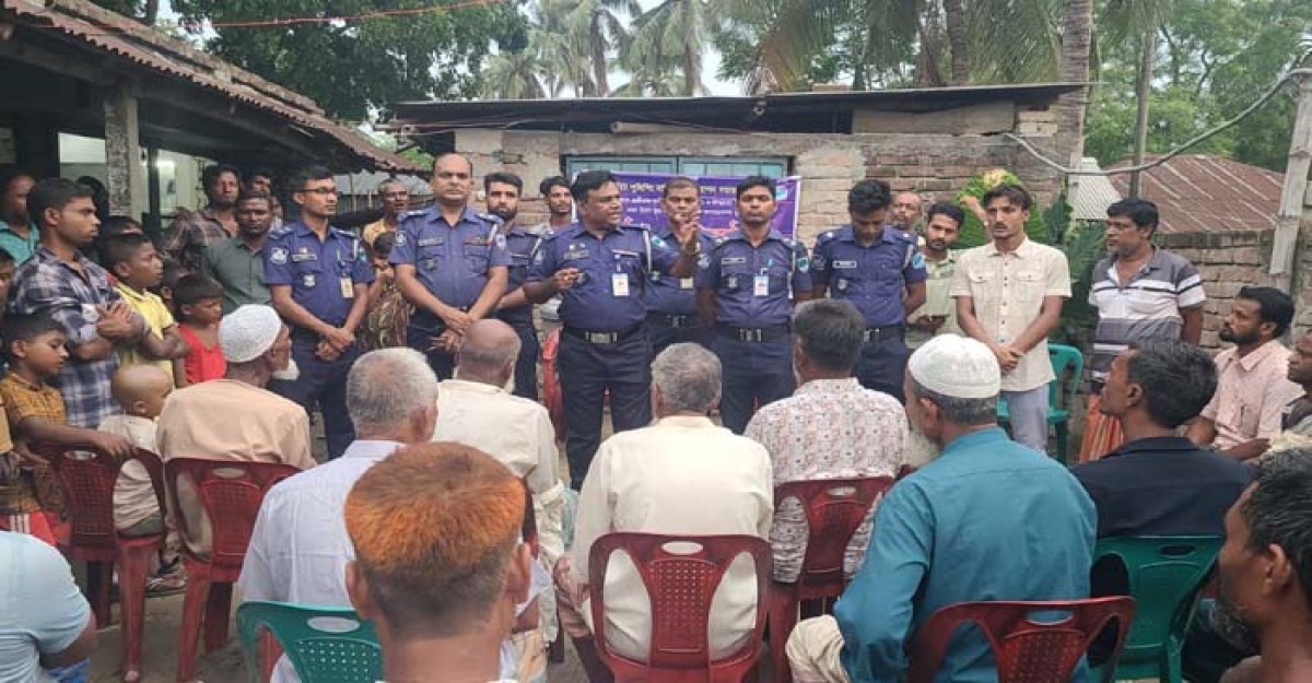 দর্শনা থানা পুলিশের জনসচেতনতা মূলক পথসভা অনুষ্ঠিত