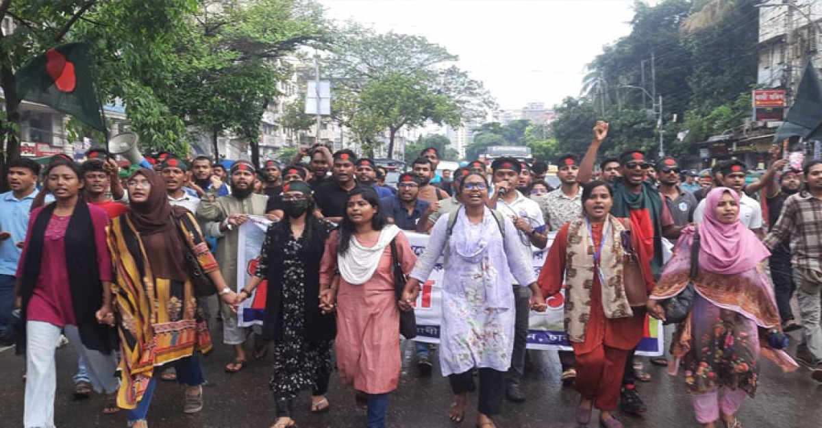 সায়েন্সল্যাব ছেড়ে ঢাবির দিকে কোটা আন্দোলনকারীরা
