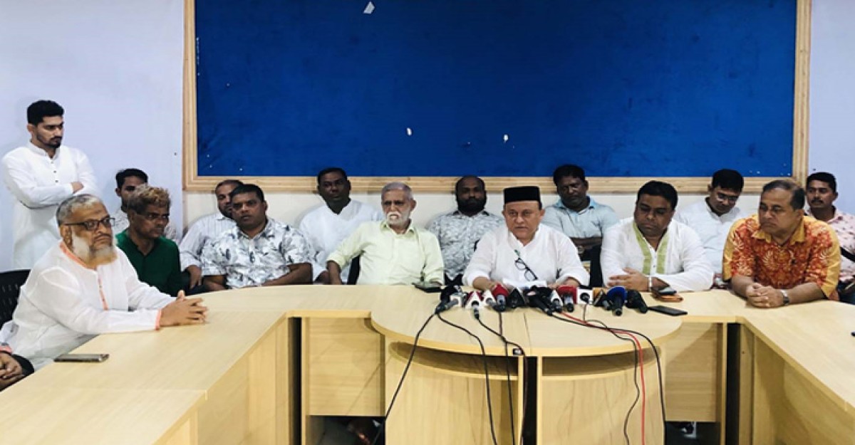 ‘কক্সবাজারে ডিসি, এসপি অফিস, থানা, বিমান সহ গুরুত্বপূর্ণ স্থাপনায় নাশকতার পরিকল্পনা ছিল’