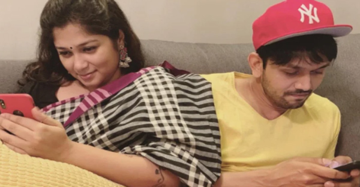 সাড়ে ৯ বছরের সংসারের ইতি টানলেন আরিফিন শুভ