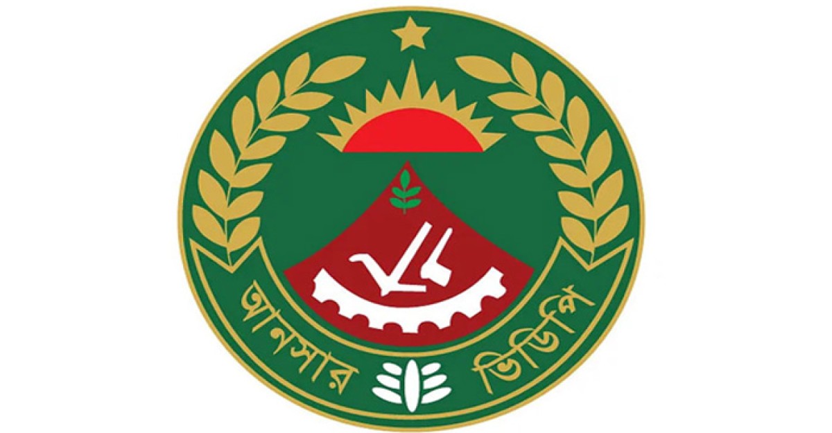 ঢাকার ট্রাফিক নিয়ন্ত্রণের দায়িত্ব পেল আনসার বাহিনী
