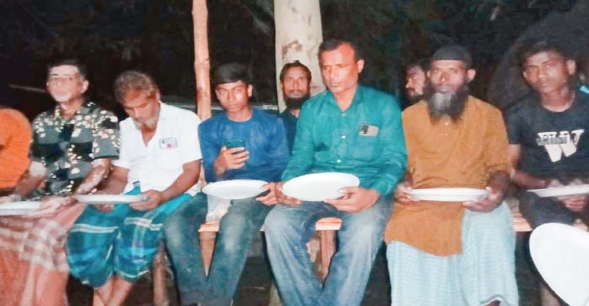 পলাশবাড়ীর ছাত্র আন্দোলনে শহীদদের স্মরণে বিএনপির দোয়া মাহফিল