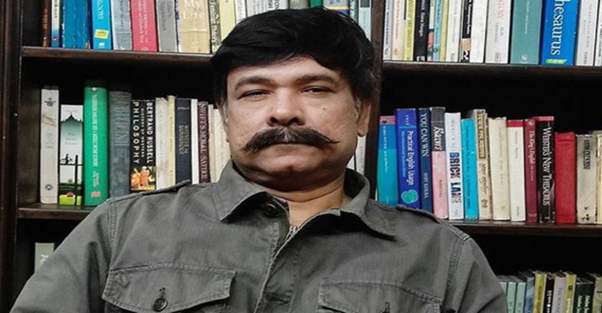পদত্যাগ করলেন বাংলা একাডেমির মহাপরিচালক