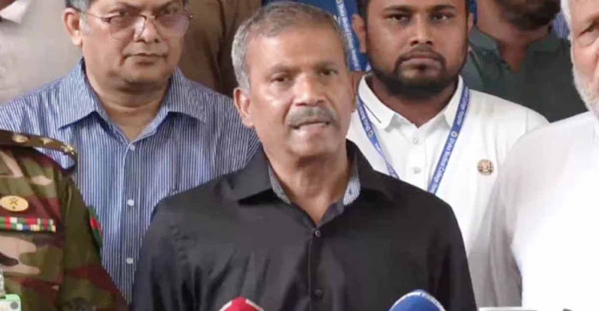 তারা আনসারের ছদ্মবেশ নিয়ে এসেছিল: আসিফ নজরুল