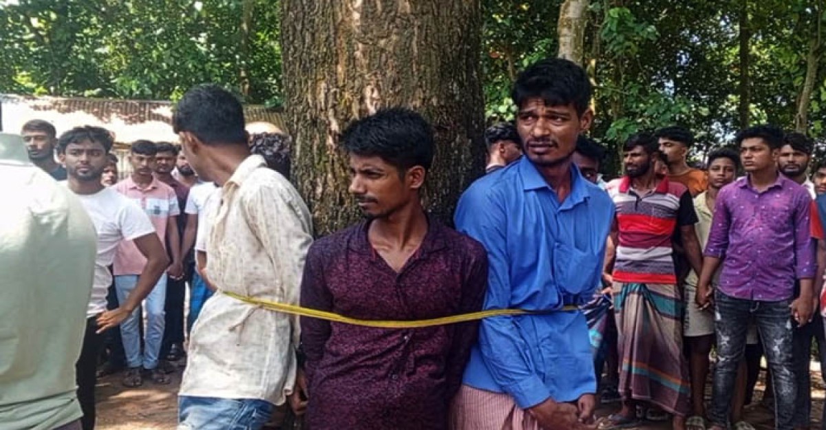 ত্রাণের লোভ দেখিয়ে প্রতিবন্ধী নারীকে দলবদ্ধ ধর্ষণ
