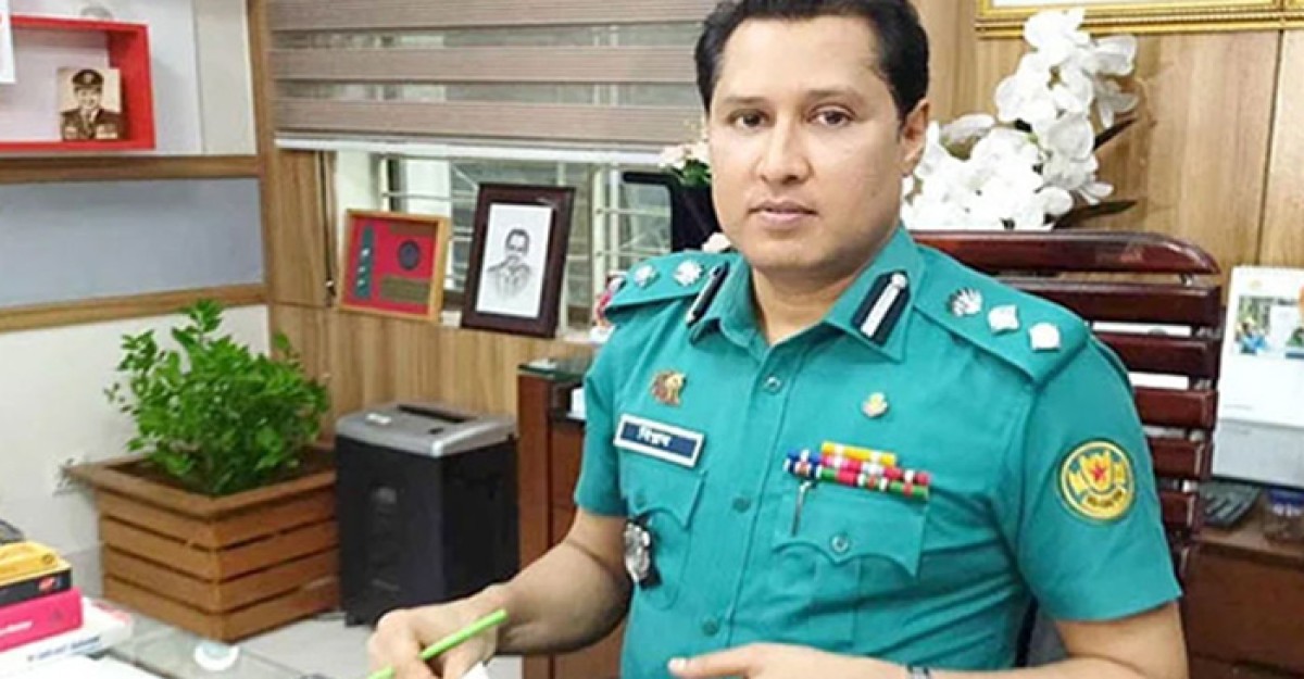 দেড় লাখ টাকার বিনিময়ে ভারতে পালিয়েছেন বিপ্লব কুমার